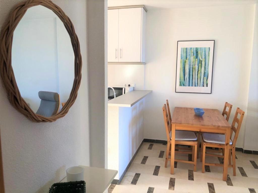 Acogedor Apartamento Frente Al Mar Con Piscina Altea Eksteriør billede